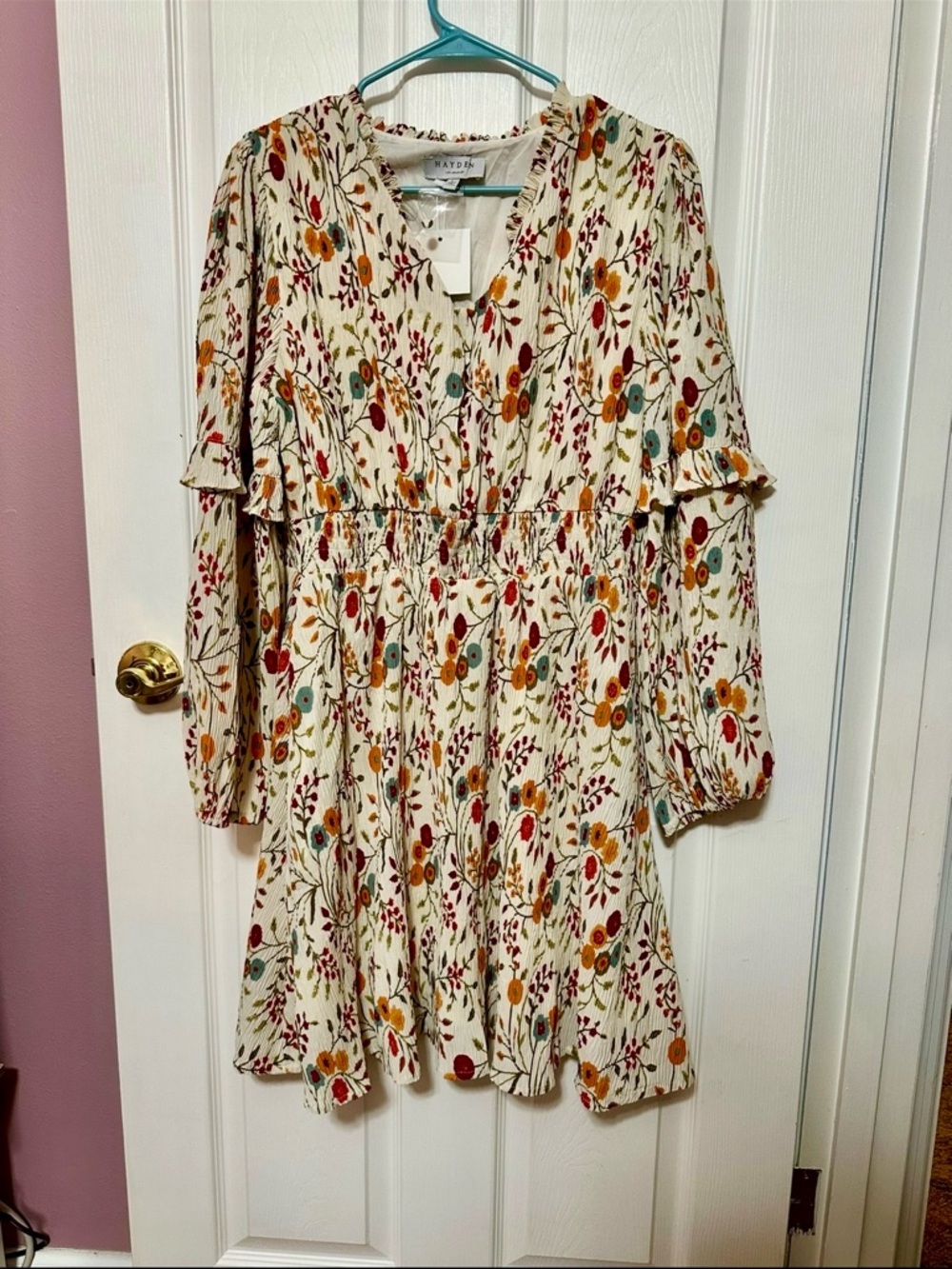 Hayden LA NWT Large Floral V-Neck Smock Dress in Cream with Rust, Mustard & Teal